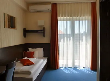 Pensión Prestige 4*