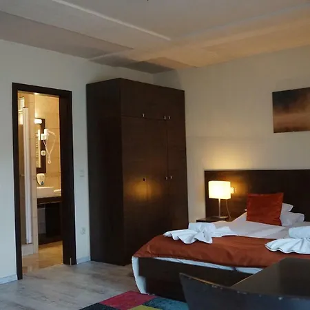 Prestige Pensión 4*